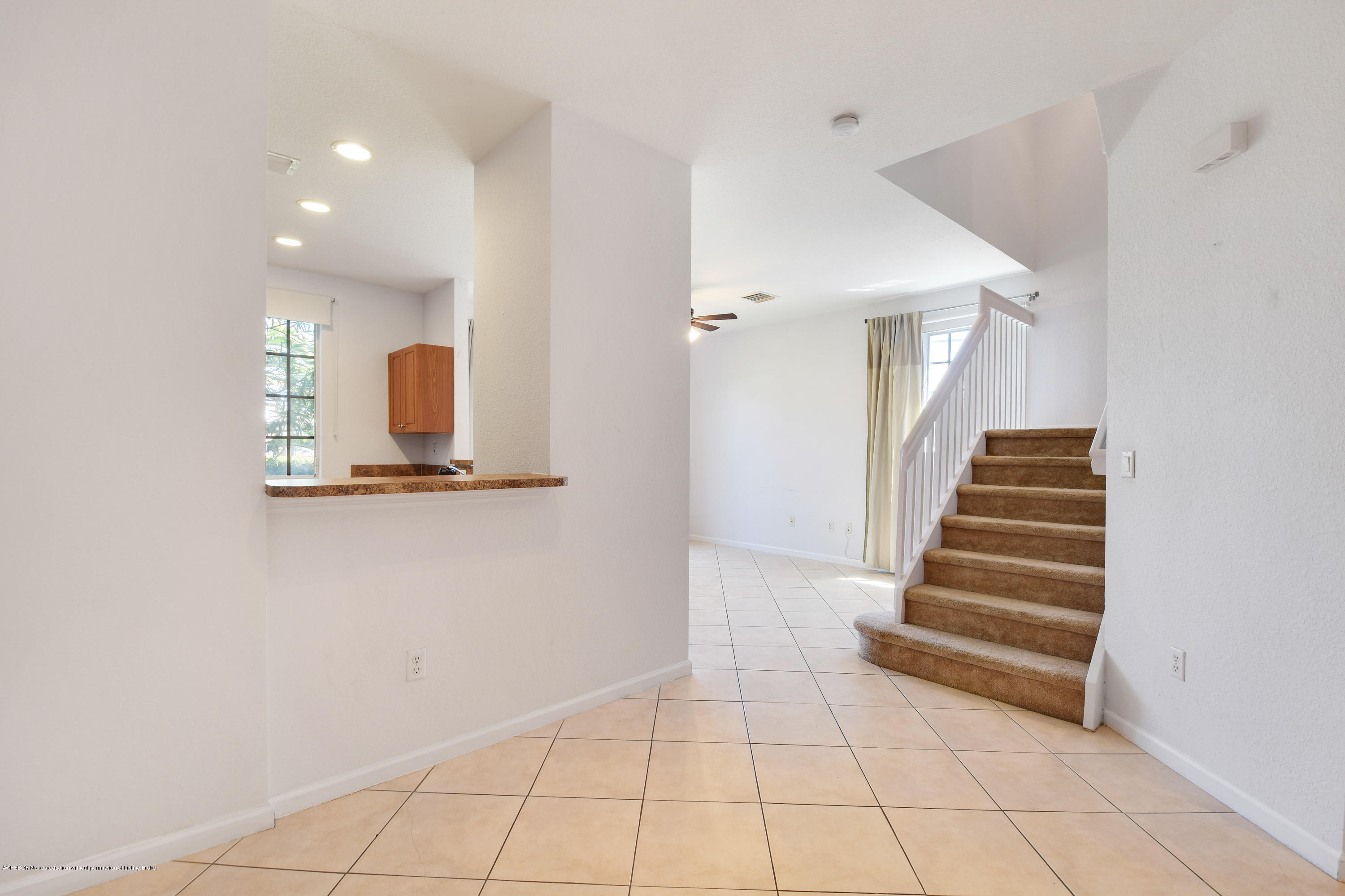 2016 Island Drive, Unit 2016 Riviera Beach, FL 33404 - Photo 18 of 51 DSC_0247