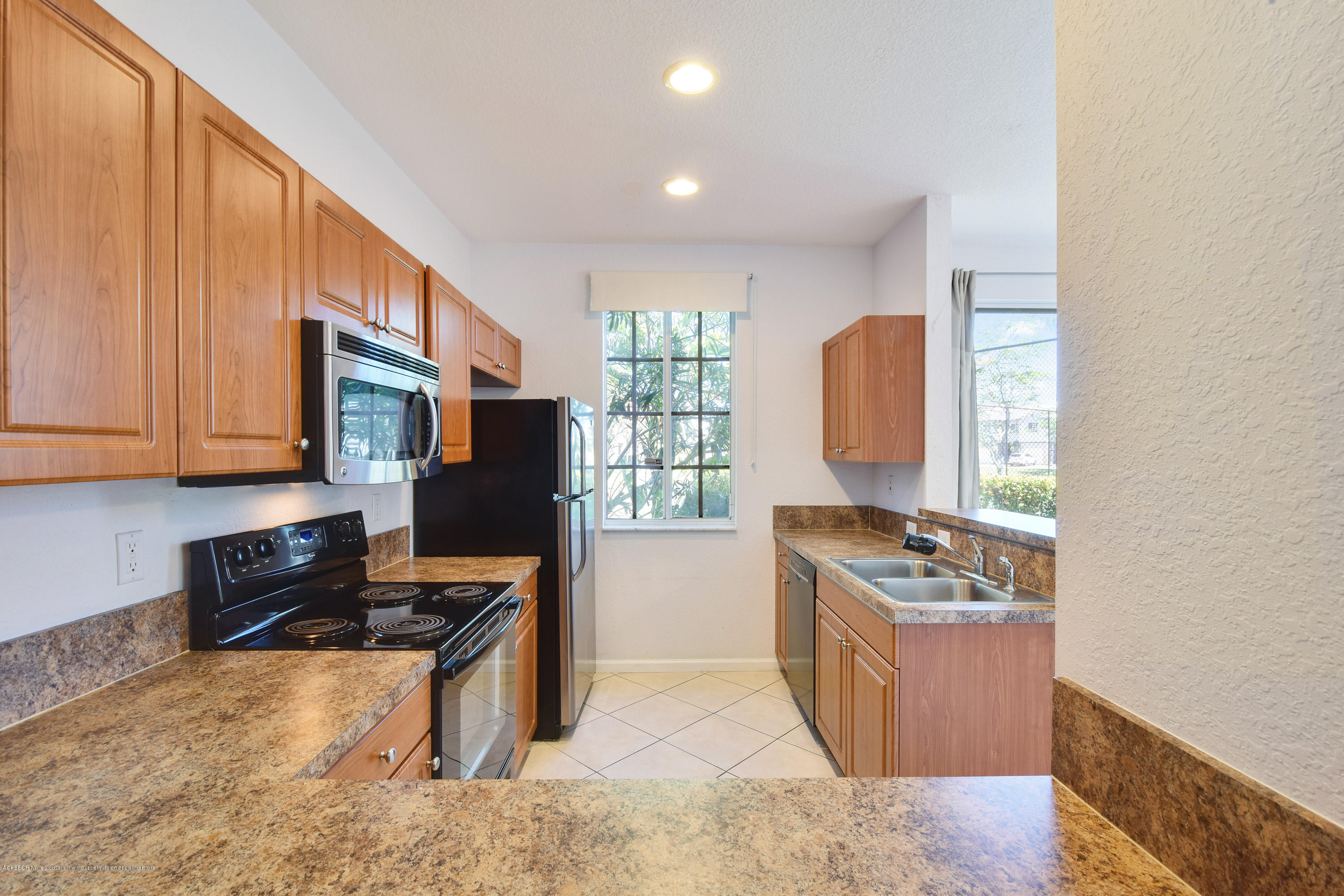 2016 Island Drive, Unit 2016 Riviera Beach, FL 33404 - Photo 27 of 51 DSC_0283