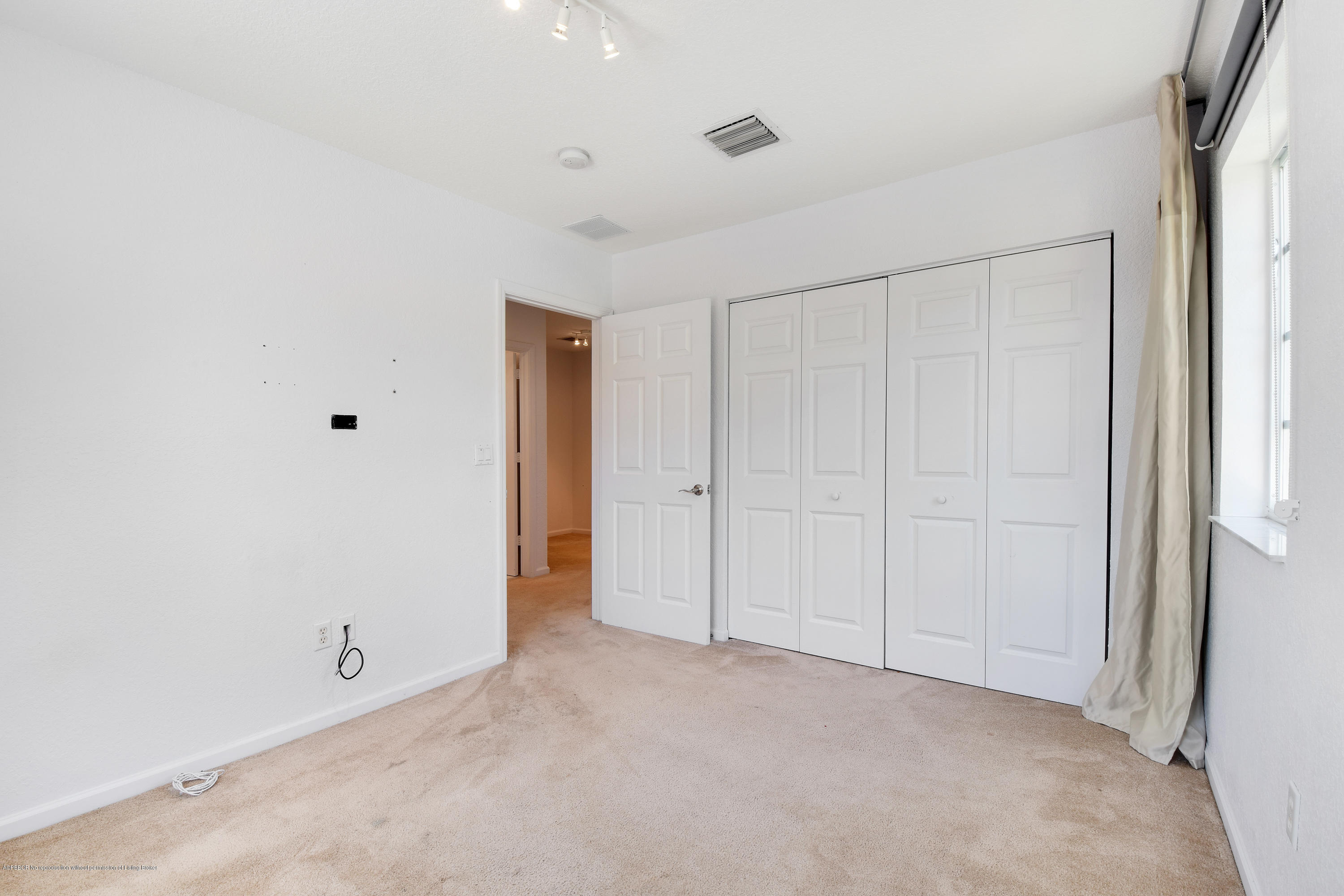 2016 Island Drive, Unit 2016 Riviera Beach, FL 33404 - Photo 29 of 51 DSC_0289