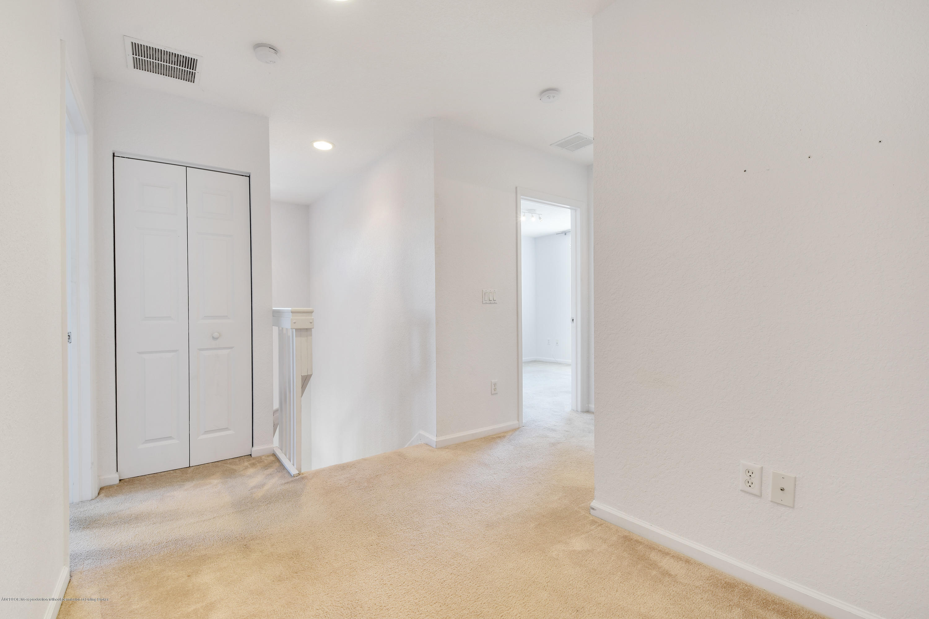 2016 Island Drive, Unit 2016 Riviera Beach, FL 33404 - Photo 33 of 51 DSC_0301