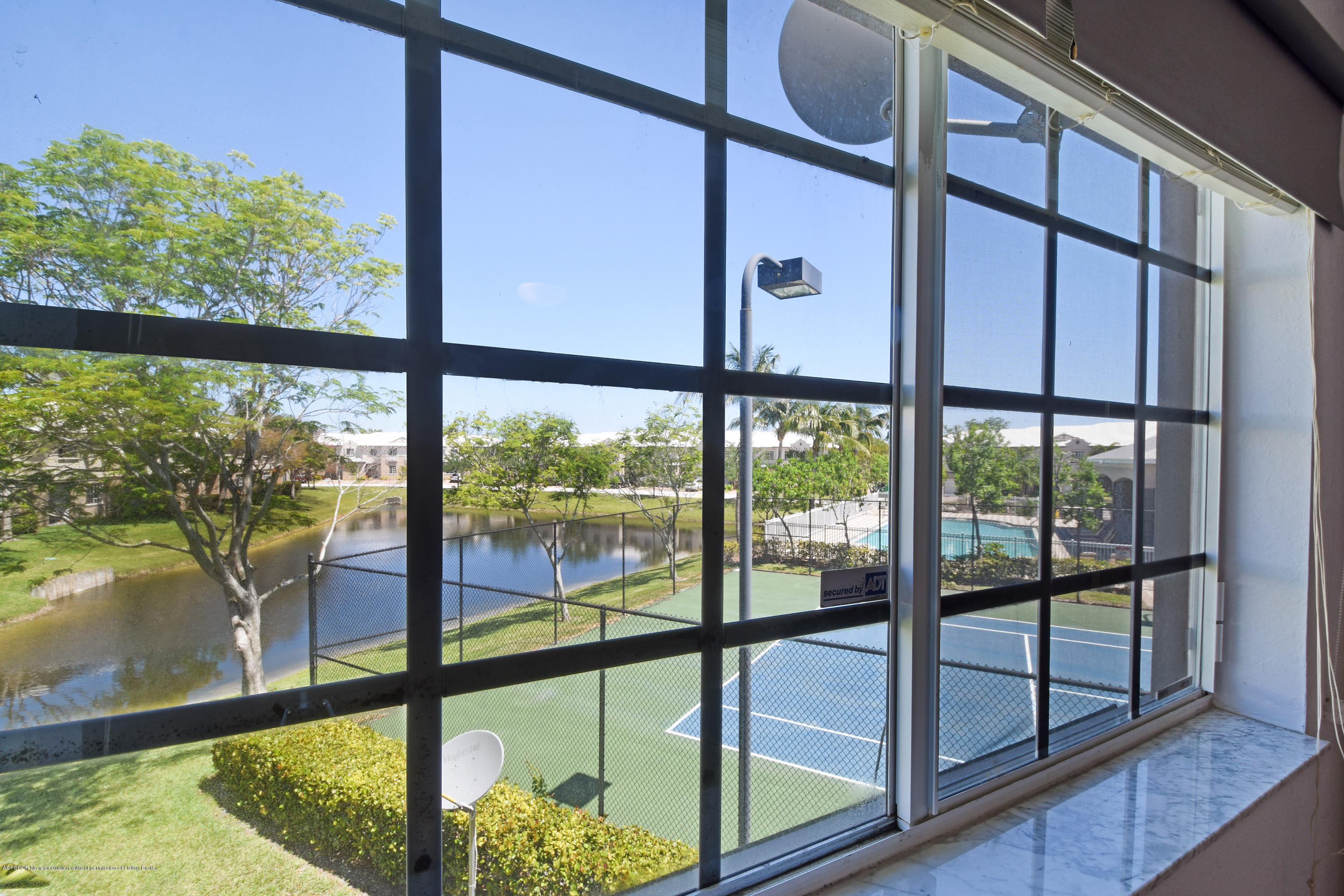 2016 Island Drive, Unit 2016 Riviera Beach, FL 33404 - Photo 41 of 51 DSC_0328