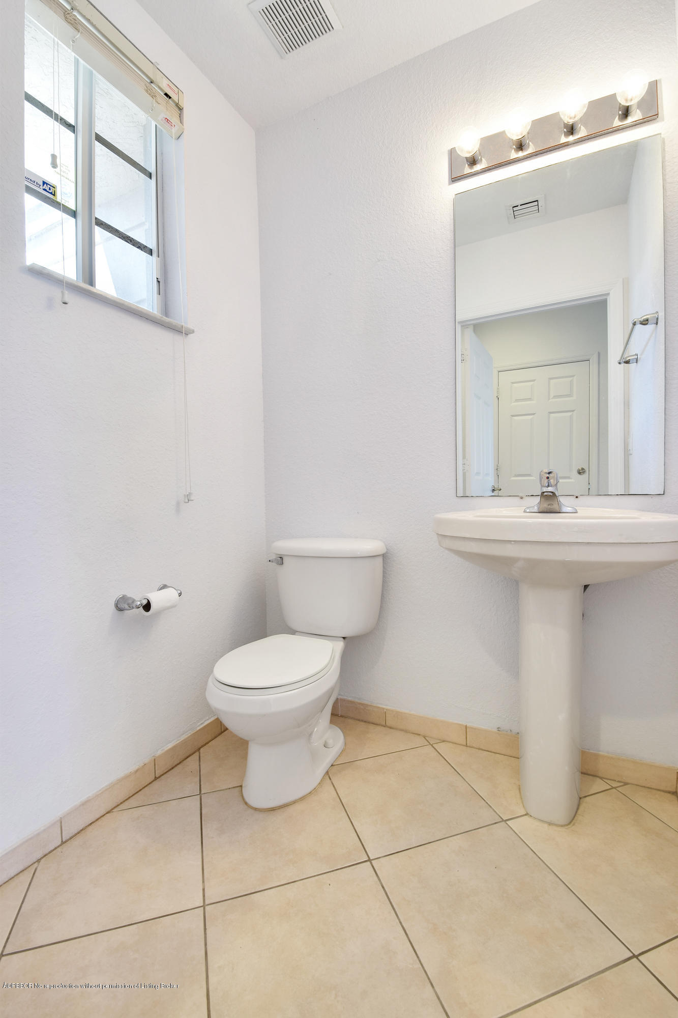 2016 Island Drive, Unit 2016 Riviera Beach, FL 33404 - Photo 44 of 51 DSC_0349