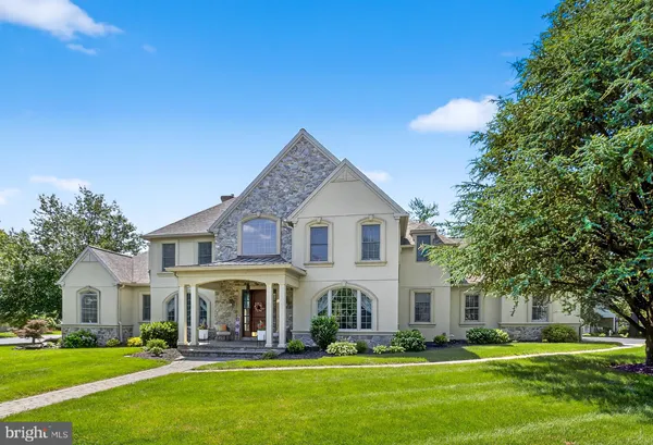 $1,350,000 | 602 Willow Green, Lititz, PA 17543