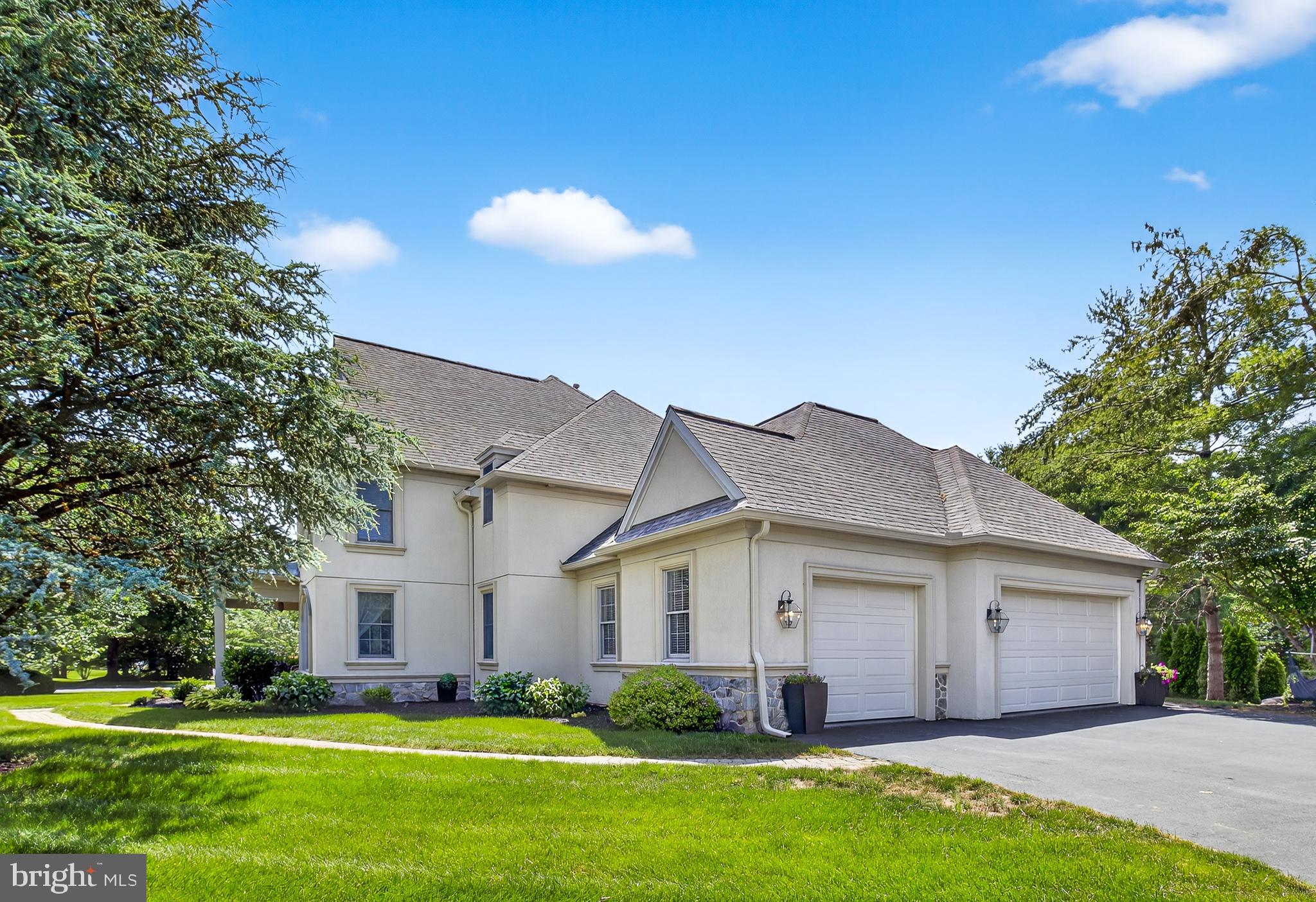 602 Willow Green Lititz, PA 17543 - Photo 4 of 47