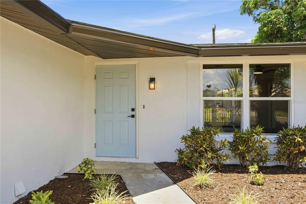 386 Cabana Road Venice, FL 34293 - Photo 7 of 56