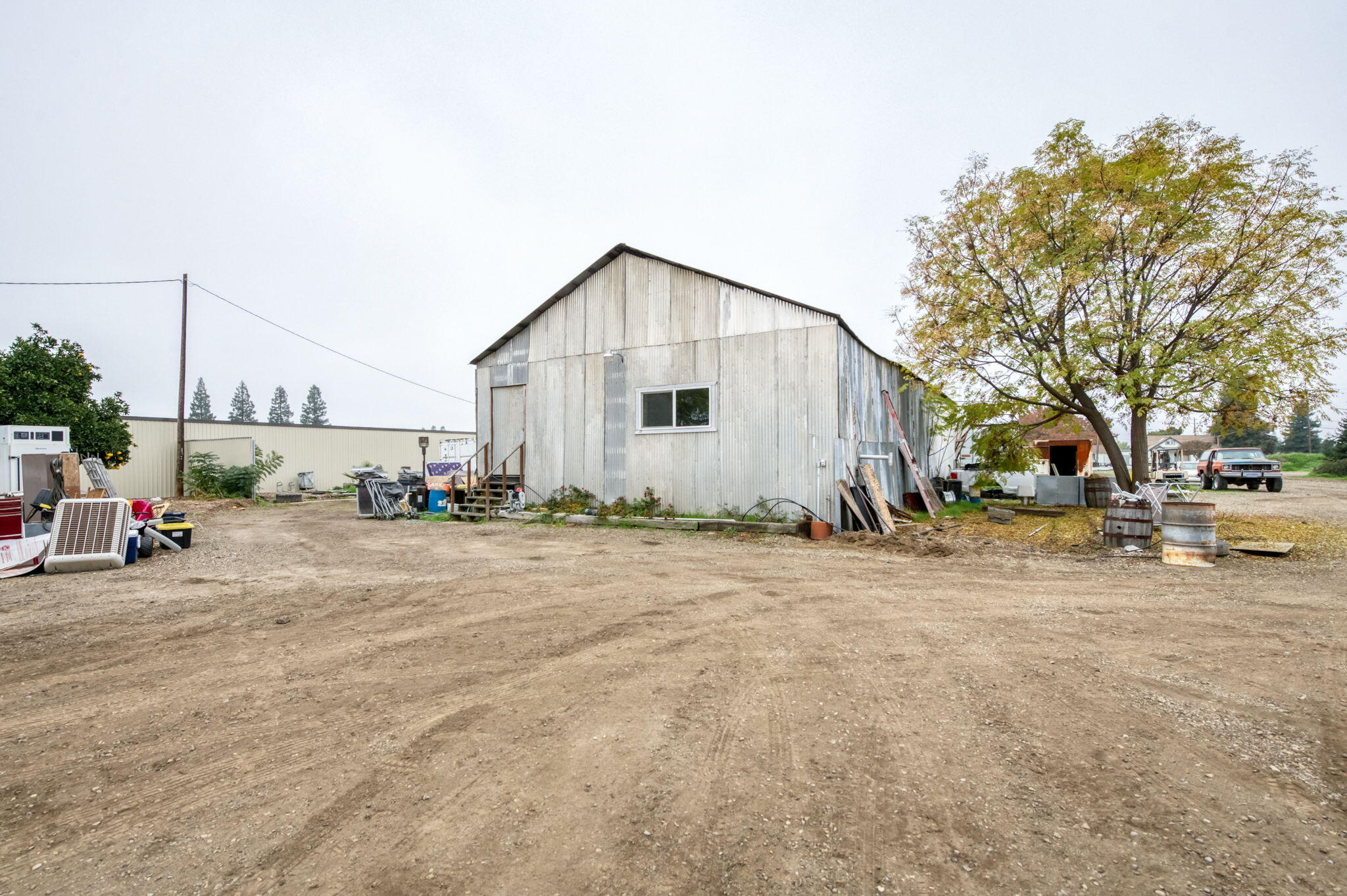 1055 East Dinuba Avenue Reedley, CA 93654 - Photo 37 of 58