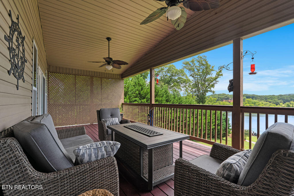 479 Engel Road Loudon, TN 37774 - Photo 9 of 60 Covered Porch