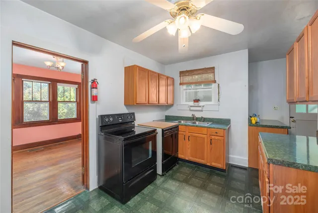 $399,000 | 589 Pisgah Drive, Canton, NC 28716