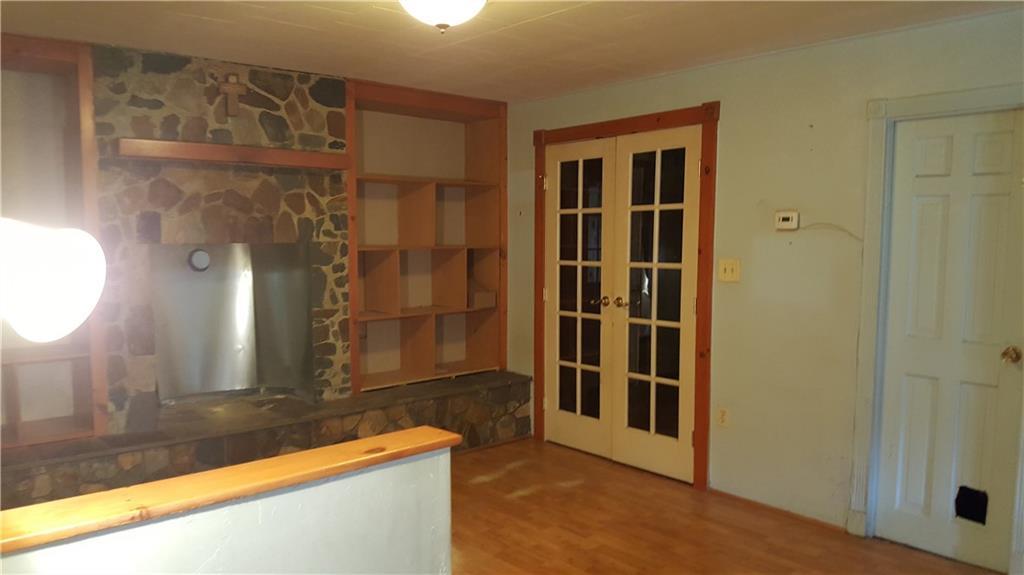 8 Mill Hill Road Springfield, ME 04487 - Photo 7 of 23 Living Room