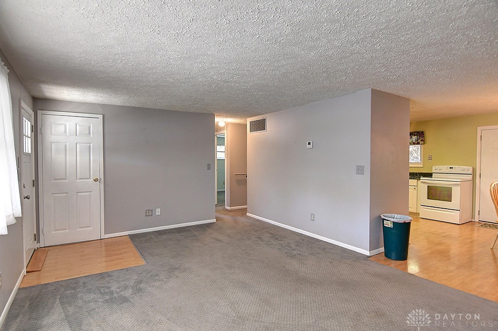 3759 Endover Road Dayton, OH 45439 - Photo 7 of 22 Gallery Image 7
