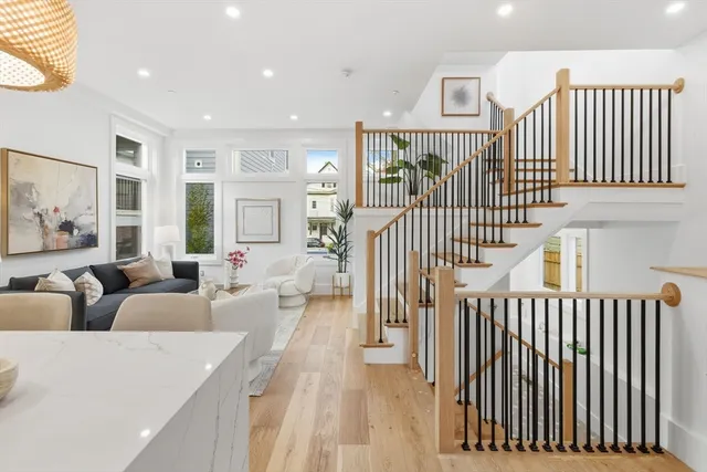 $999,988 | 34 Hinckley Street, Unit 1, Somerville, MA 02145