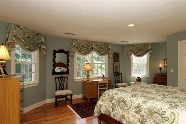 29 Farm Valley Road Osterville, MA 02655 - Photo 20 of 24 a bed room with a bed and a window