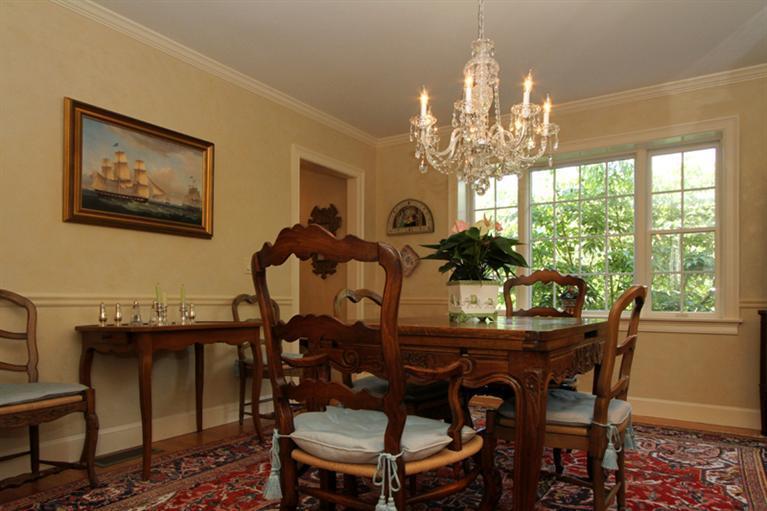 29 Farm Valley Road Osterville, MA 02655 - Photo 8 of 24 a dining room with furniture a chandelier and window