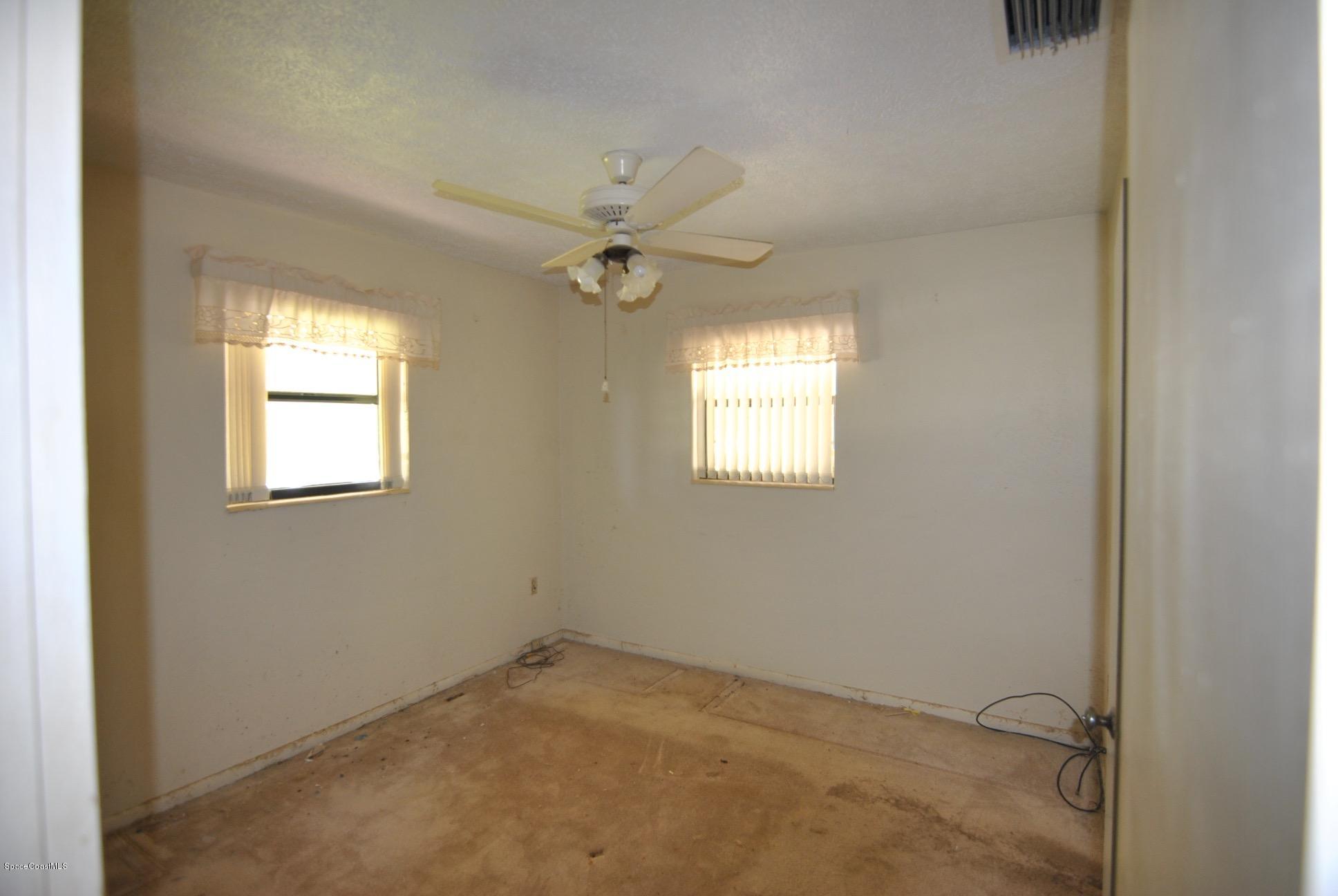 314 West Rutgers Street Melbourne, FL 32901 - Photo 5 of 15 DSC_0945