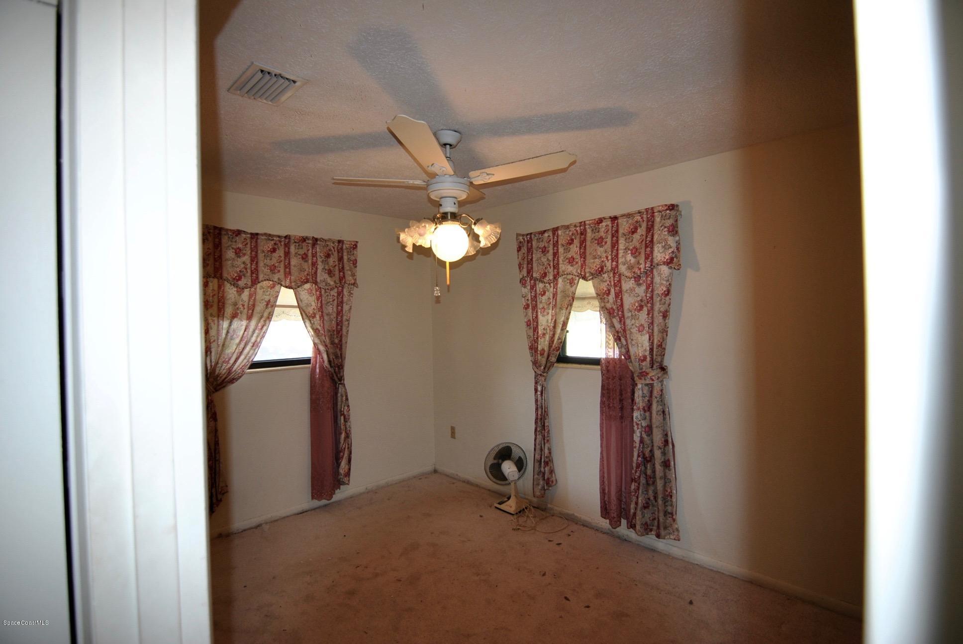 314 West Rutgers Street Melbourne, FL 32901 - Photo 8 of 15 DSC_0931