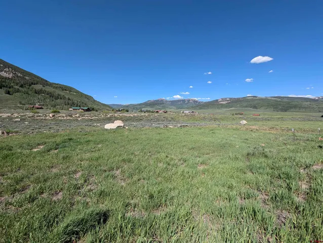 a view of an mountain