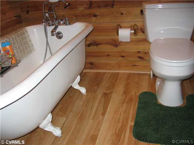 528 Cartersville Road Cumberland, VA 23040 - Photo 11 of 12 Other - Claw Foot Tub