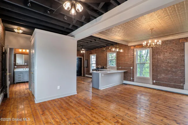 $2,400,000 | 462-470 2nd Avenue, Troy, NY 12182