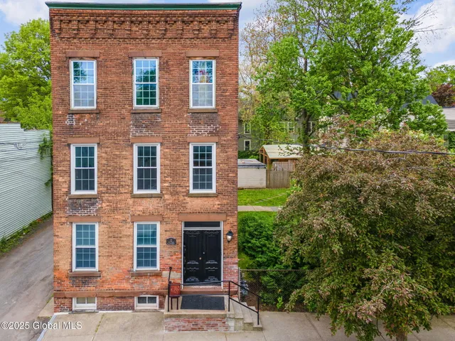 $2,400,000 | 462-470 2nd Avenue, Troy, NY 12182