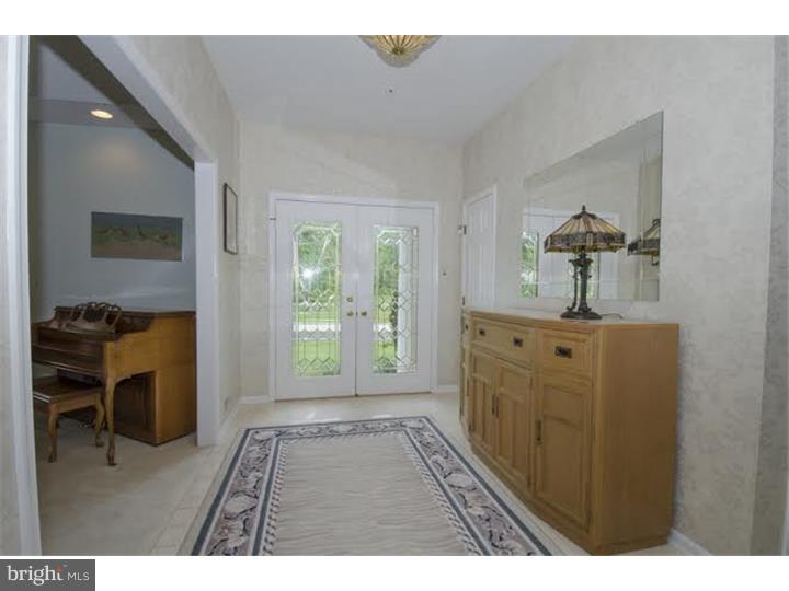 800 Croton Road Wayne, PA 19087 - Photo 2 of 19 Foyer