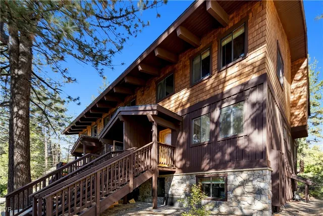 $2,700,000 | 844 Lichen Court, Incline Village, NV 89451
