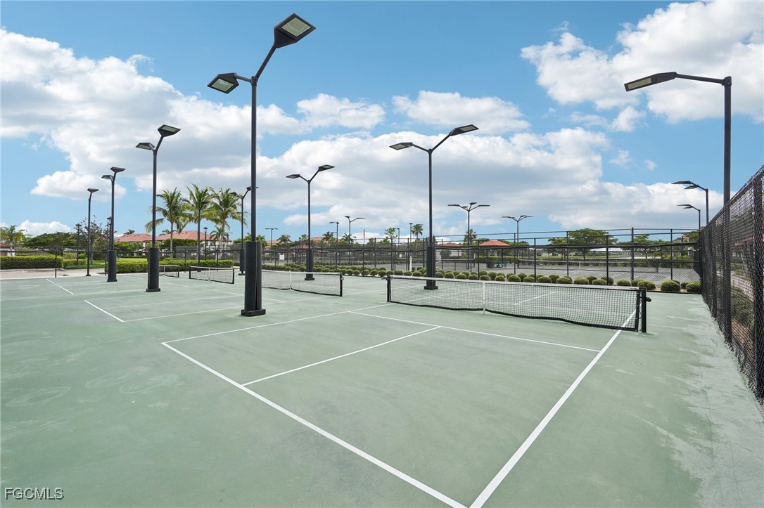 11872 Arbor Trace Drive Fort Myers, FL 33913 - Photo 49 of 50 a view of a basket ball ground