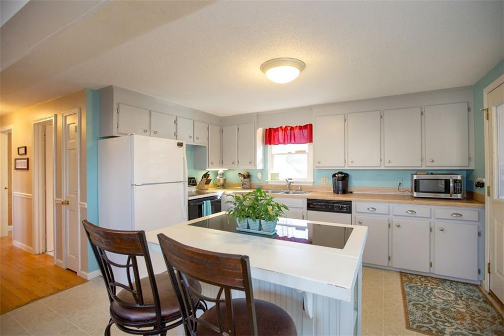 108 Leighton Road Yarmouth, ME 04096 - Photo 7 of 28 Photo