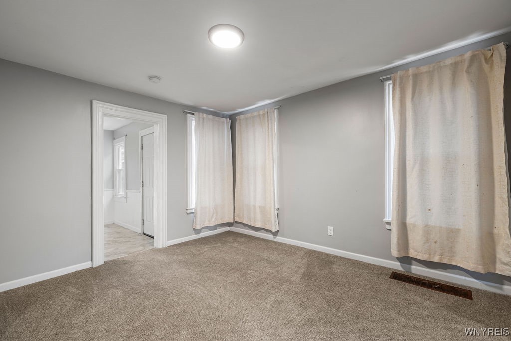 637 West Avenue Buffalo, NY 14213 - Photo 39 of 50 Cottage