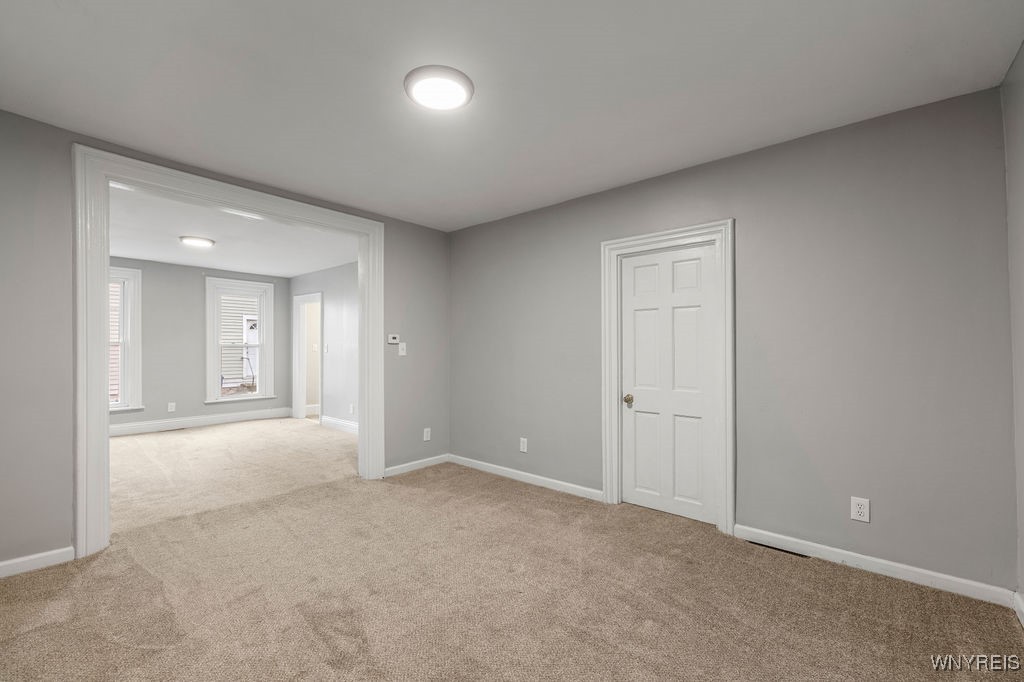 637 West Avenue Buffalo, NY 14213 - Photo 45 of 50 Cottage