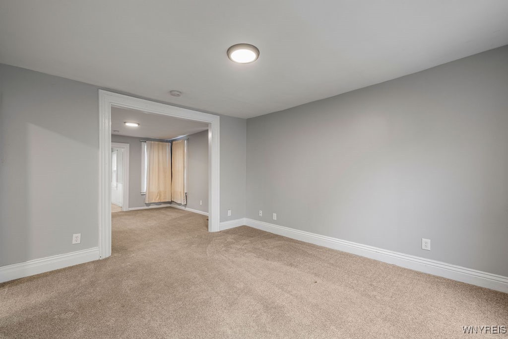 637 West Avenue Buffalo, NY 14213 - Photo 46 of 50 Cottage