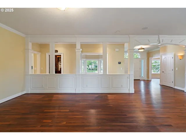 $1,599,000 | 3110 Northwest Lacamas Drive, Camas, WA 98607