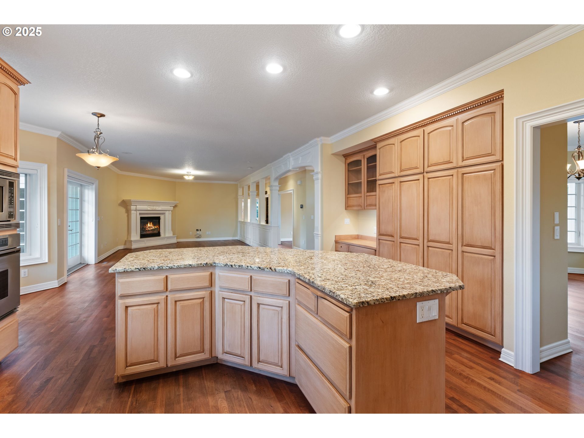 3110 Northwest Lacamas Drive Camas, WA 98607 - Photo 18 of 48 a kitchen with a sink a counter top space and appliances