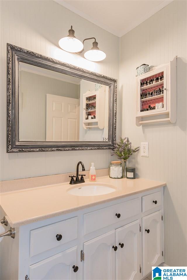 812 Mockernut Road Birmingham, AL 35244 - Photo 28 of 49