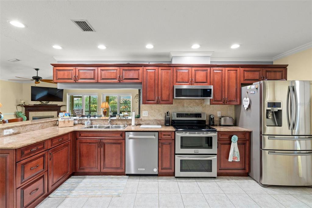 6170 Seaside Drive New Port Richey, FL 34652 - Photo 20 of 89