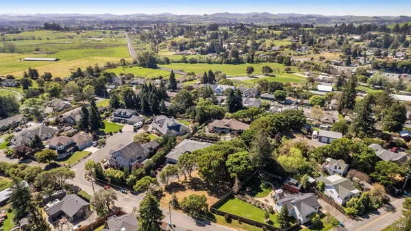 $300,000 | 0 Grove Street, Penngrove, CA 94951