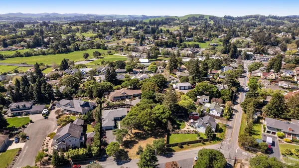 $300,000 | 0 Grove Street, Penngrove, CA 94951