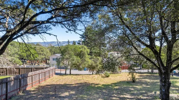 $300,000 | 0 Grove Street, Penngrove, CA 94951