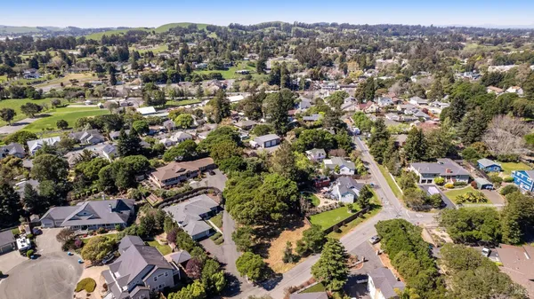 $300,000 | 0 Grove Street, Penngrove, CA 94951