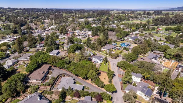 $300,000 | 0 Grove Street, Penngrove, CA 94951