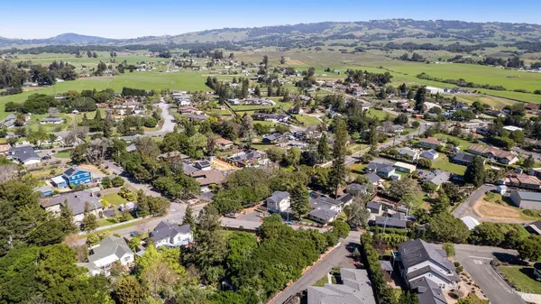 $300,000 | 0 Grove Street, Penngrove, CA 94951