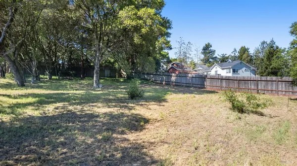 $300,000 | 0 Grove Street, Penngrove, CA 94951