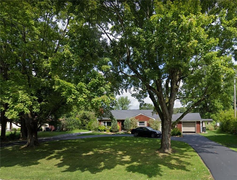 121 Shenango Road New Castle, PA 16105 - Photo 1 of 25 Gallery Image 1