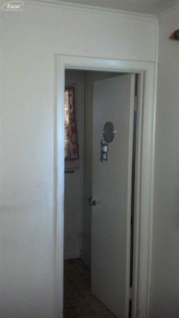1941 Flushing Road Flint, MI 48504 - Photo 8 of 18 20355056-7.JPG