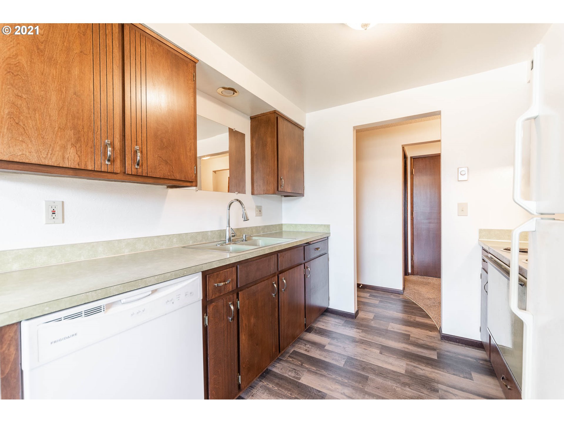 2410 Dornoch Street Springfield, OR 97477 - Photo 17 of 25 Gallery Image 17