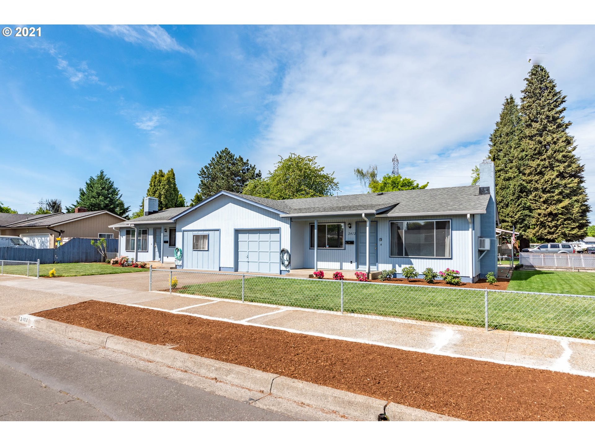 2410 Dornoch Street Springfield, OR 97477 - Photo 4 of 25 Gallery Image 4