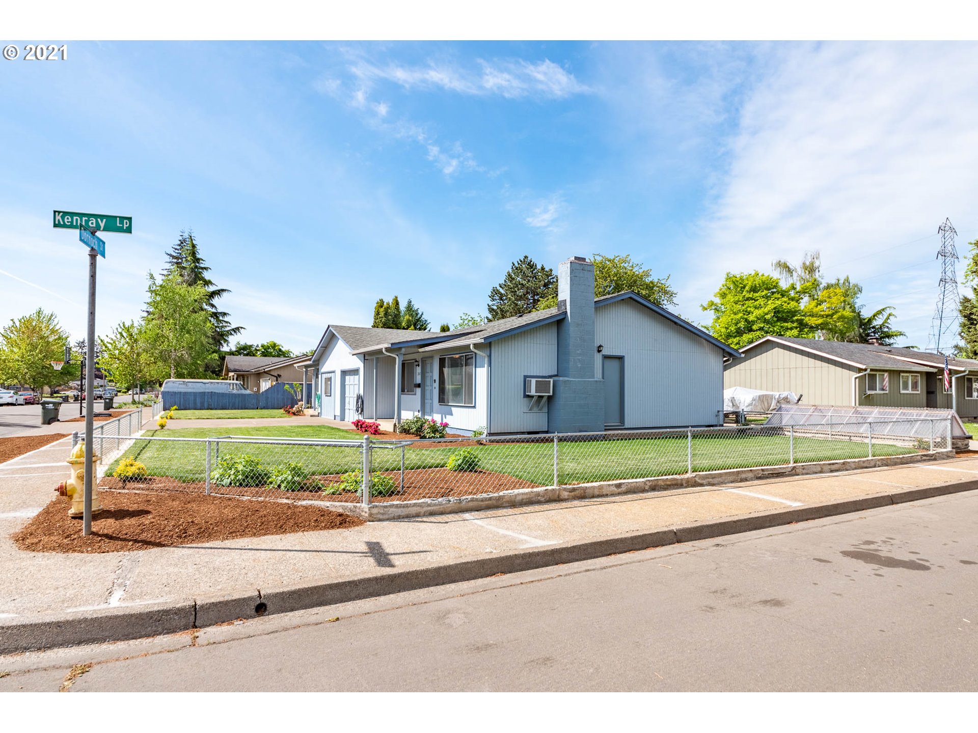 2410 Dornoch Street Springfield, OR 97477 - Photo 5 of 25 Gallery Image 5