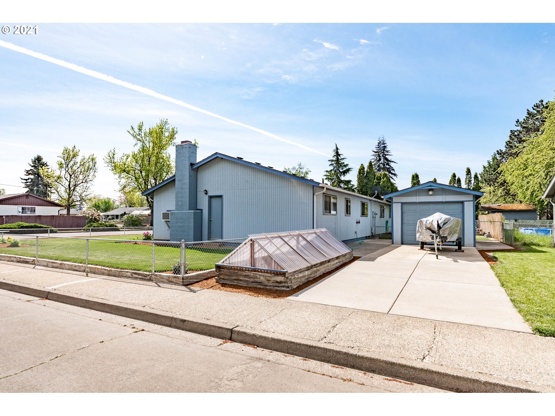 2410 Dornoch Street Springfield, OR 97477 - Photo 6 of 25 Gallery Image 6