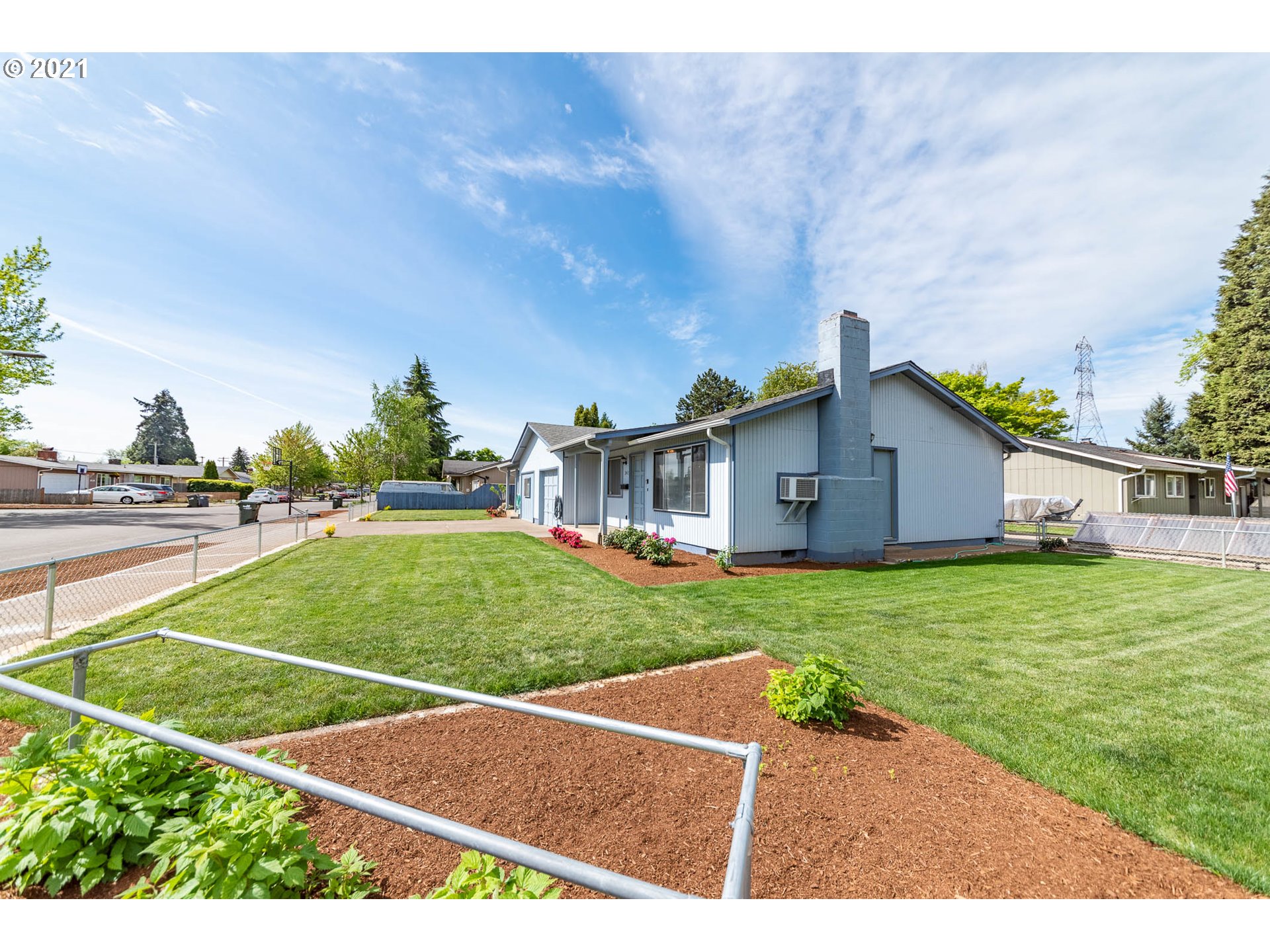 2410 Dornoch Street Springfield, OR 97477 - Photo 8 of 25 Gallery Image 8