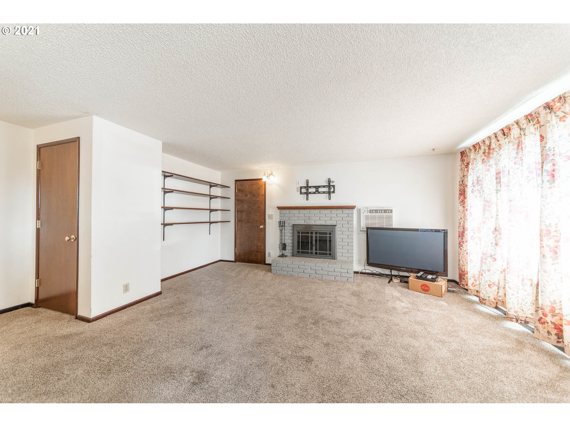 2410 Dornoch Street Springfield, OR 97477 - Photo 10 of 25 Gallery Image 10