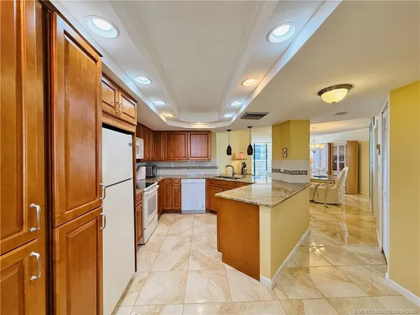 $3,100 | 9500 South Ocean Drive, Unit 1308, Jensen Beach, FL 34957